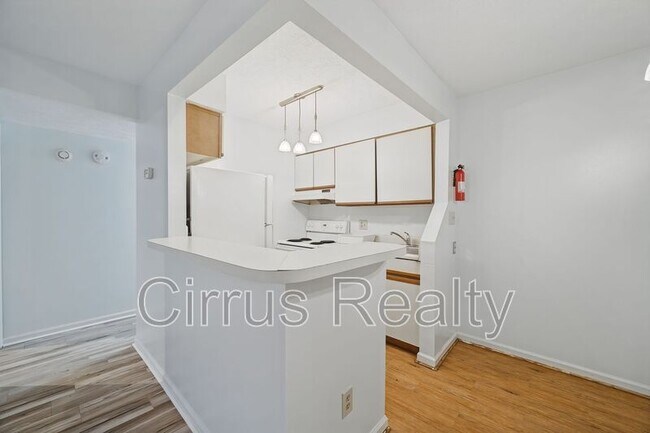 Building Photo - 124 Wells Ct