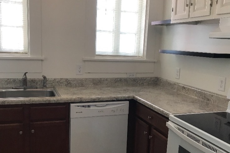 Building Photo - 2432 Vineville Ave