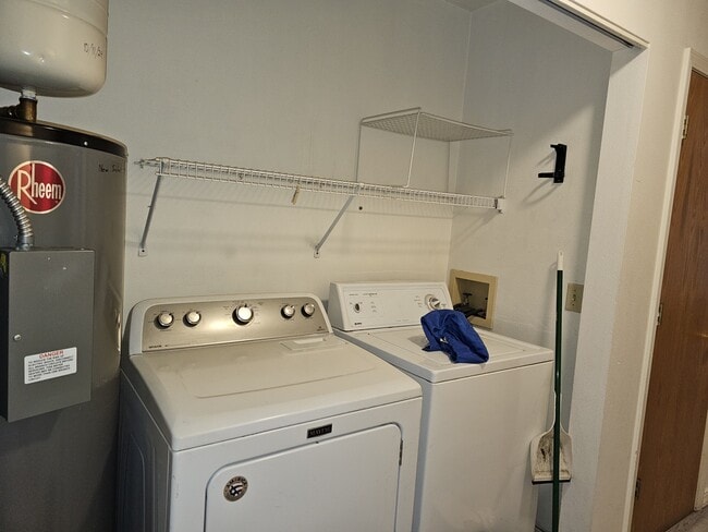 Building Photo - 1070 Elk Run Ln