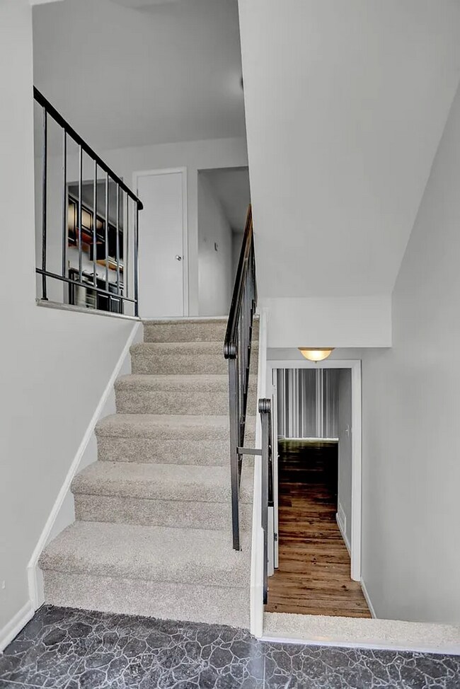 Building Photo - Gorgeous 5 Bedroom In Harford County Ready...