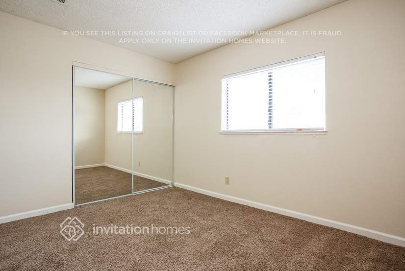 Building Photo - 2126 Mendocino Dr