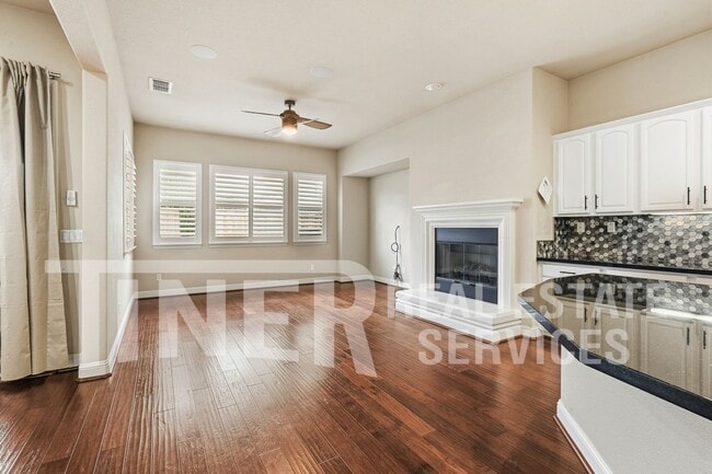 Building Photo - 3550 Coyote Rd