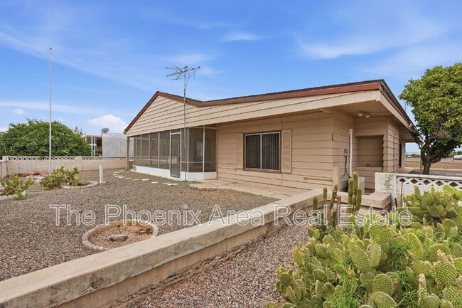 Building Photo - 2431 N Higley Rd