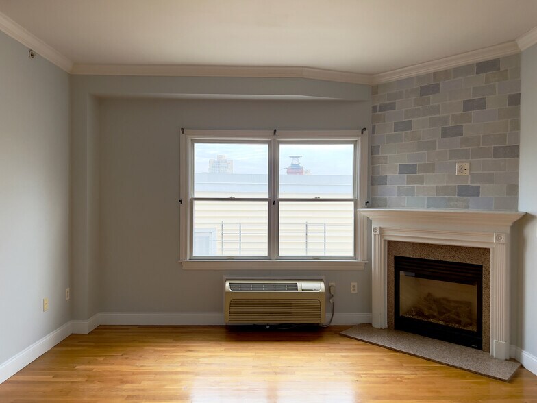 Living Room - 301 68th St