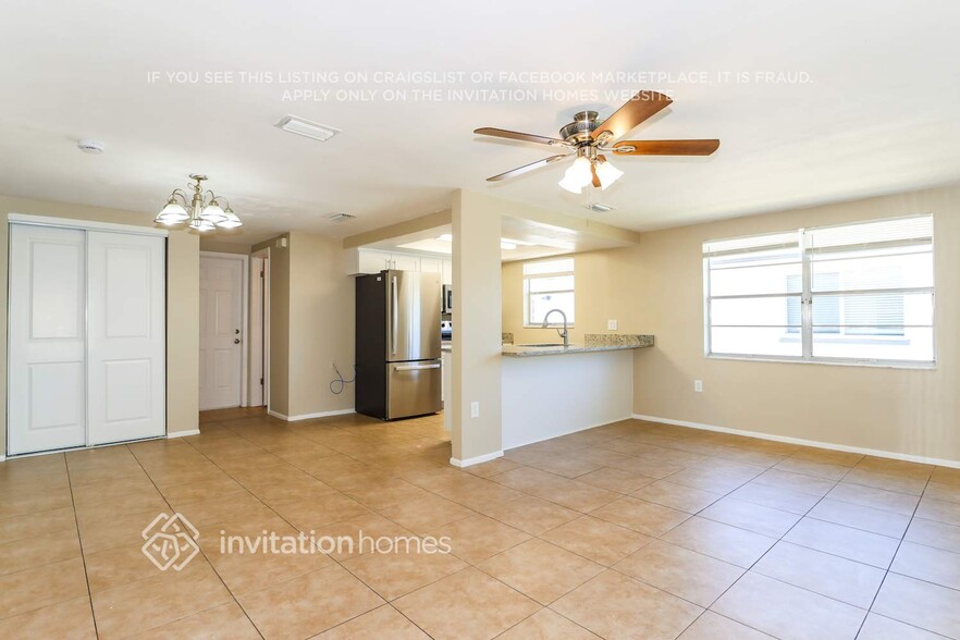 Building Photo - 5809 Elena Dr