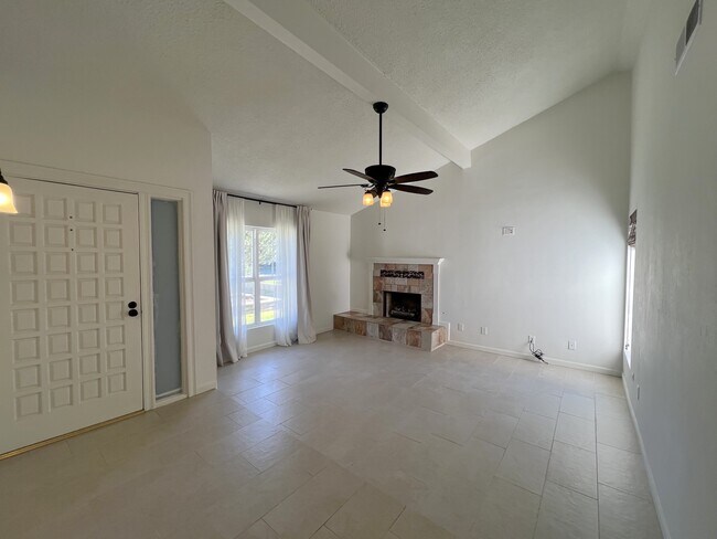 Building Photo - 7415 Hooper Ave
