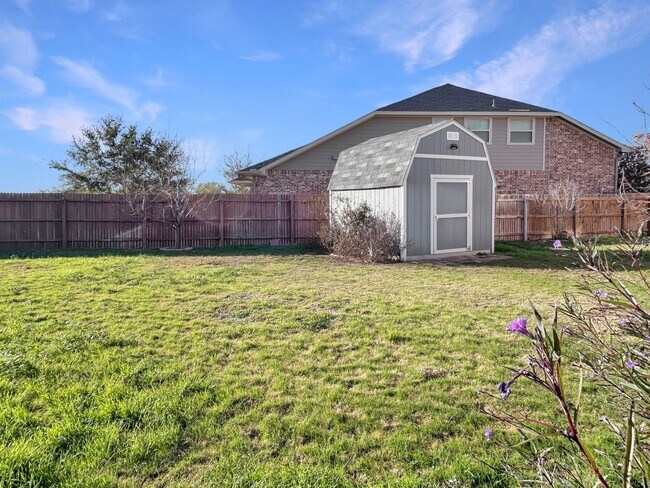 Building Photo - Schertz Stunner Near The Forum & Randolph AFB | Screened Porch + Game Room