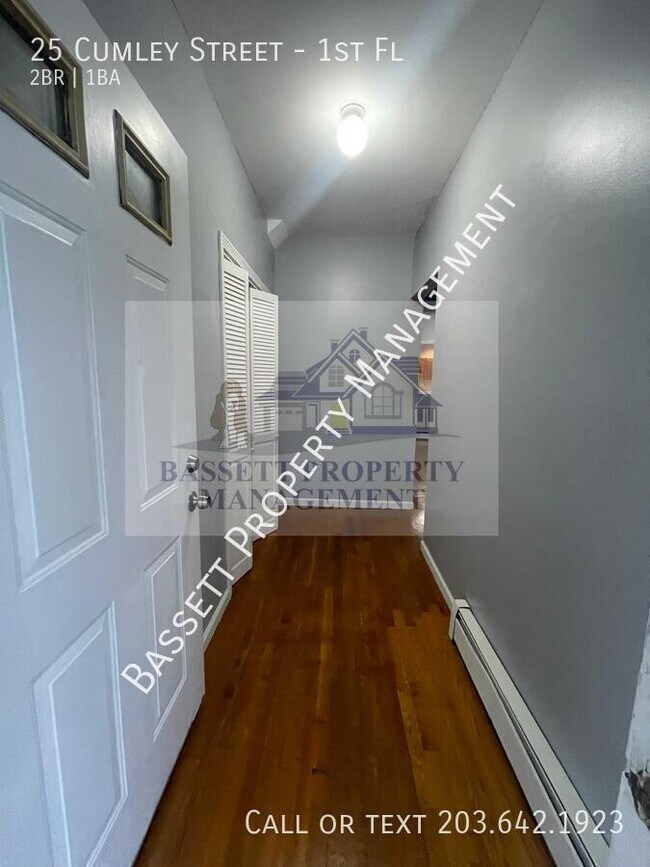 Building Photo - 25 Cumley St