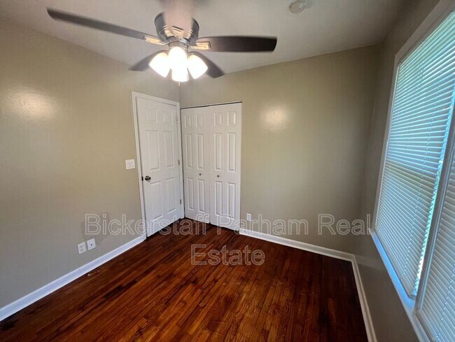 Building Photo - 1113 Steve Mar Dr