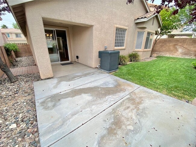 Building Photo - 208 Depaul Ct