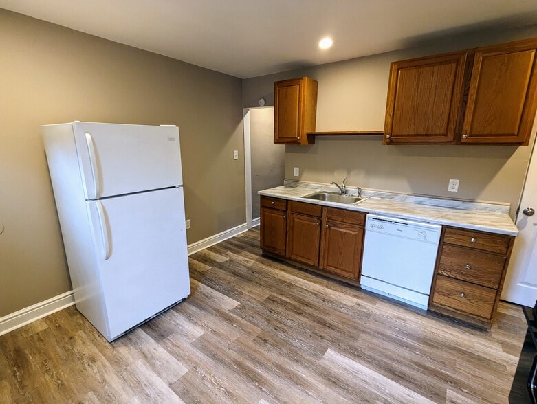 Kitchen - 14 Penelope St