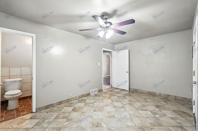 Building Photo - 10705 Coogan Dr