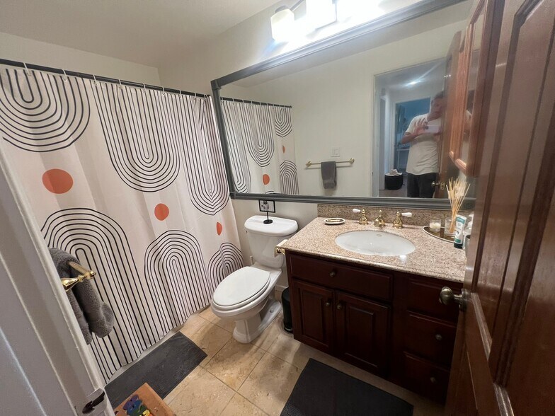 Building Photo - 8180 Manitoba St