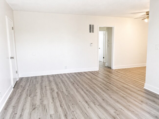 Interior Photo - 16120 Van Ness Ave.