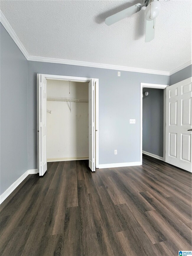 Building Photo - 3013 Bowron Rd