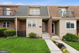 Building Photo - 34 Kelmar Ave