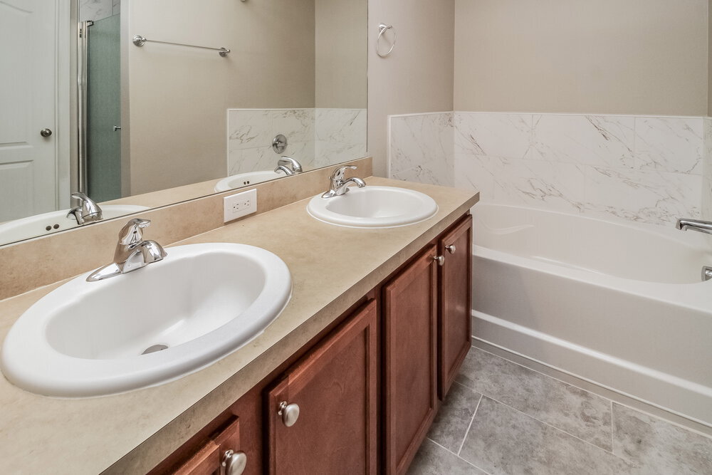 Building Photo - 2591 Vineyard Cir