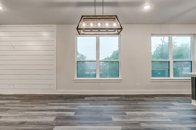 Building Photo - 3147 Forest Park Blvd