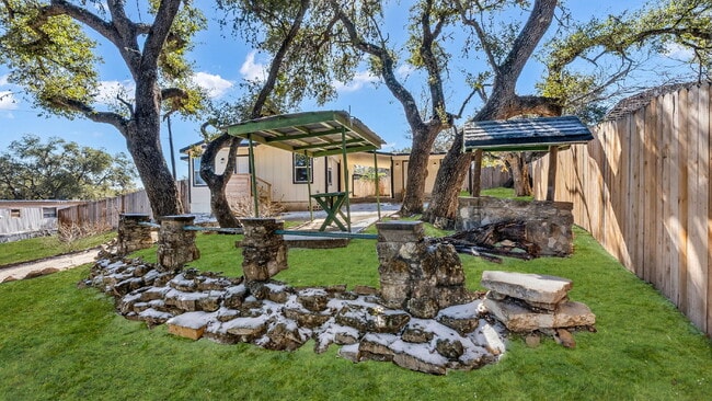 Building Photo - 474 Ridge Haven St