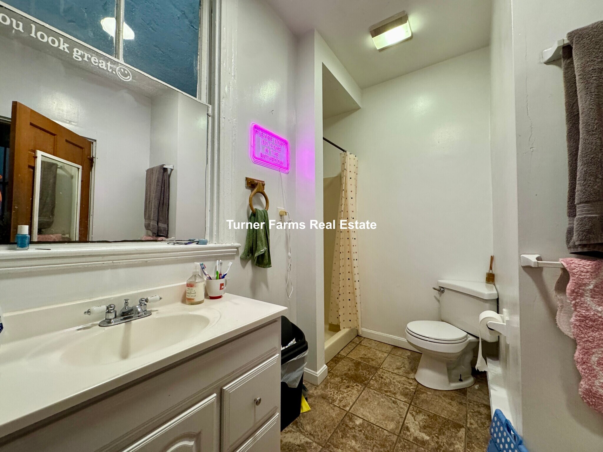 Building Photo - 71 Pontiac St