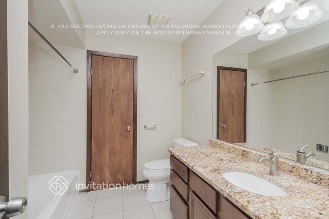 Building Photo - 16632 Parkview Ave