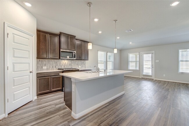 Building Photo - 21514 Pachino Ln