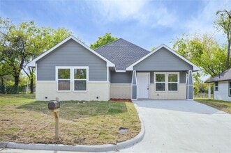 Building Photo - Recent Custom Build 4-3 in Celeste!