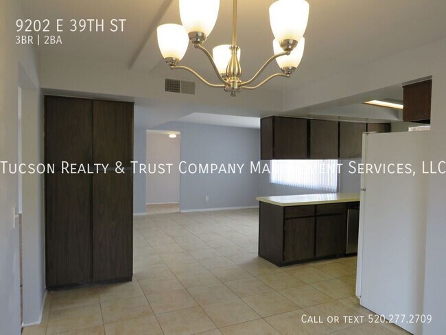 Building Photo - 9202 E 39th St