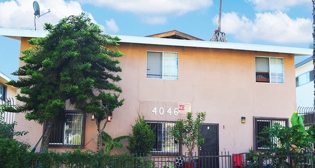 NICOLET APARTMENTS - Los Angeles, CA | MATTHEWS - 4046 Nicolet Ave