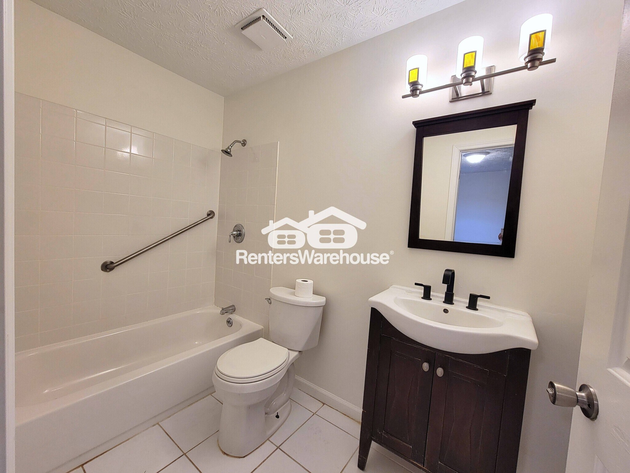 Building Photo - 270 S Jeff Davis Dr