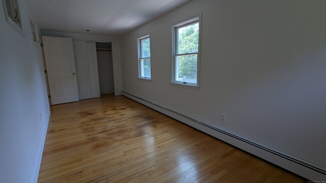 Building Photo - 117 N Taylor Ave