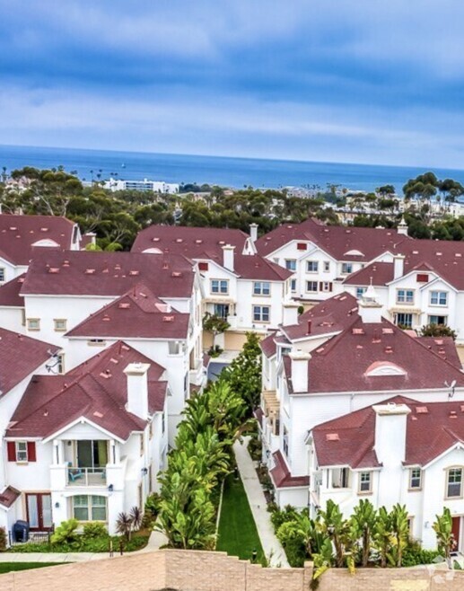 12-15 Blocks from beautiful Oside beach! - 820 Harbor Cliff Way