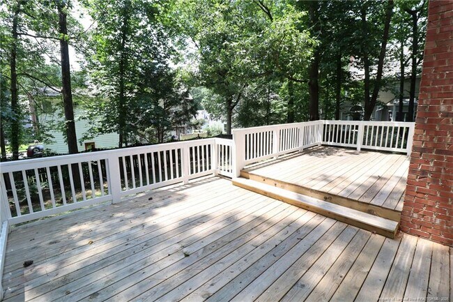 Building Photo - 104 Rainmist Cir