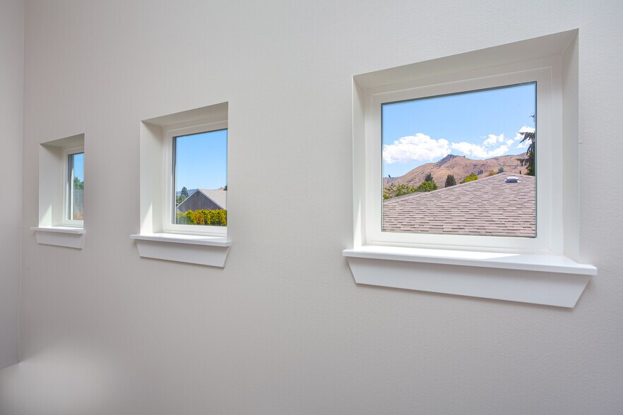 Building Photo - 1205 Fuller St