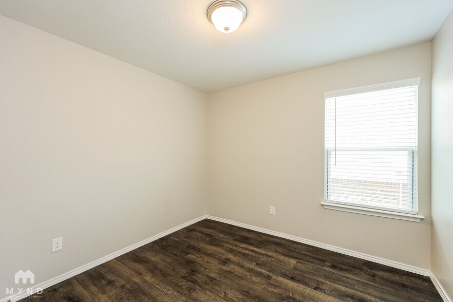 Building Photo - 3907 Turning Pine Edge