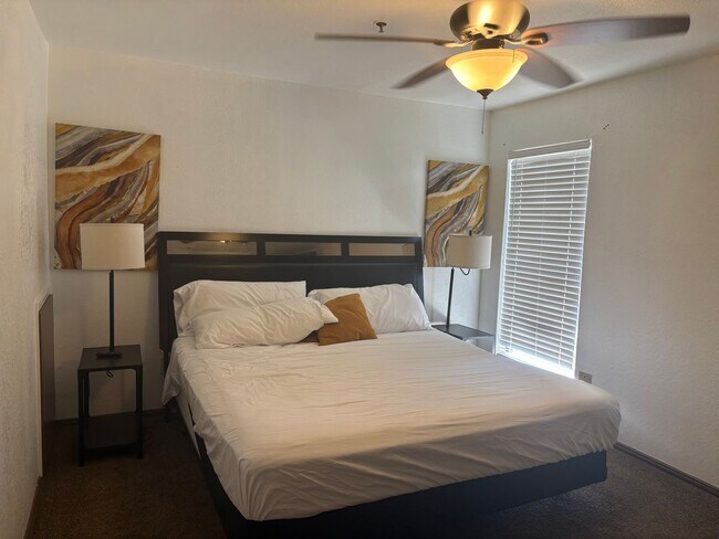 Building Photo - Modern Comfort in NE OKC – 3 Bed, 2.5 Bath w/ Garage & Yard