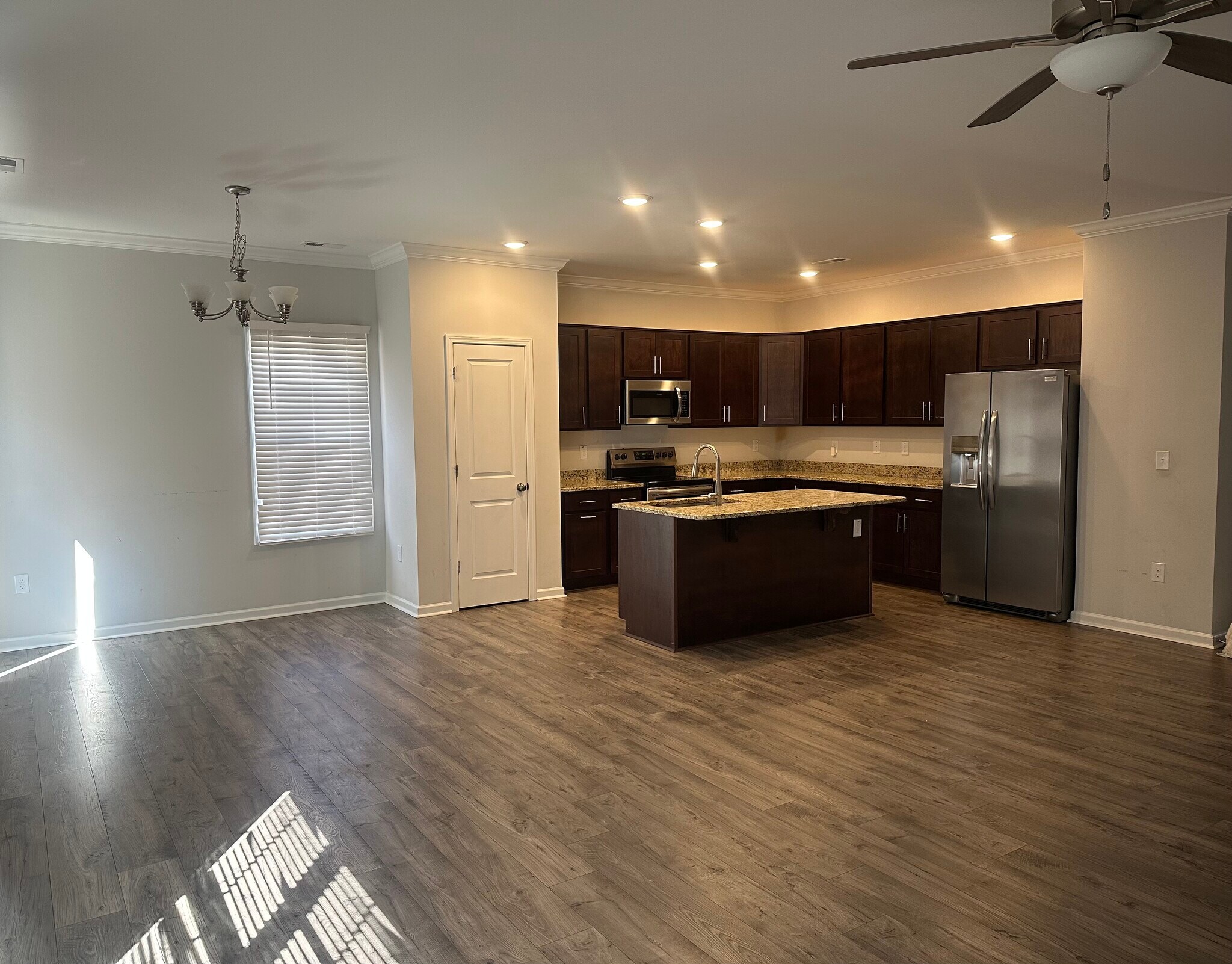 Building Photo - 38 Knotts Berry Rd