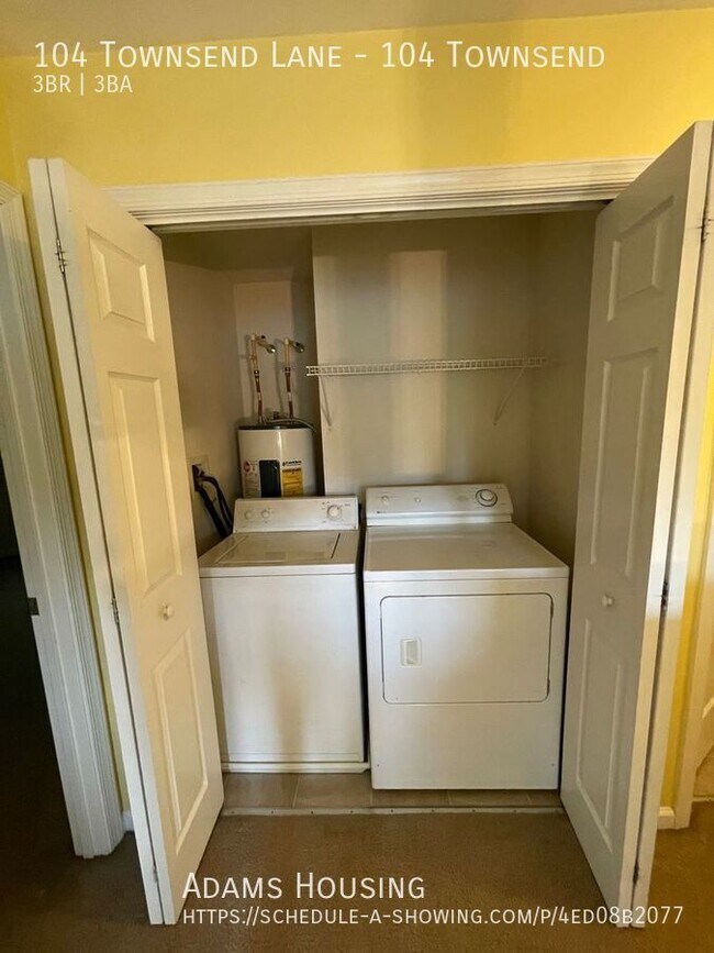 Building Photo - 104 Townsend Ln