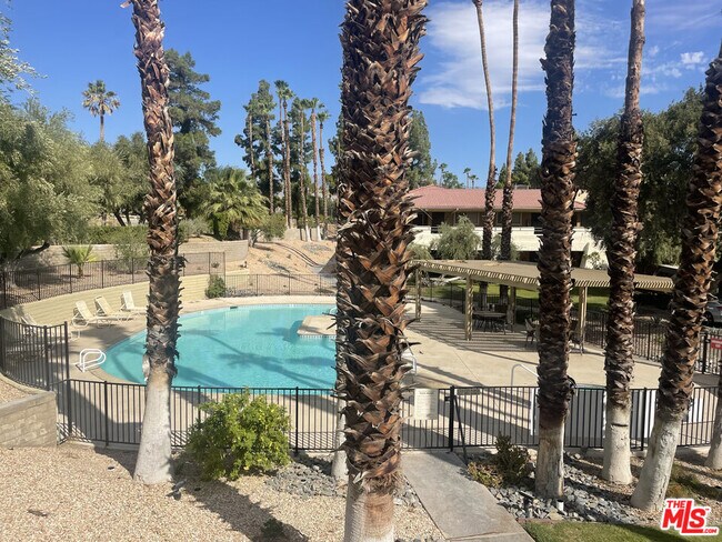 Building Photo - 2825 N Los Felices Rd