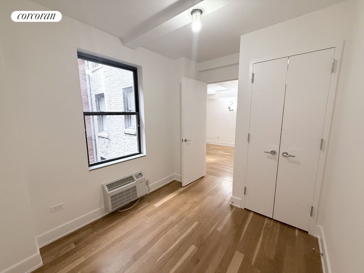 Building Photo - 308 W 30th St