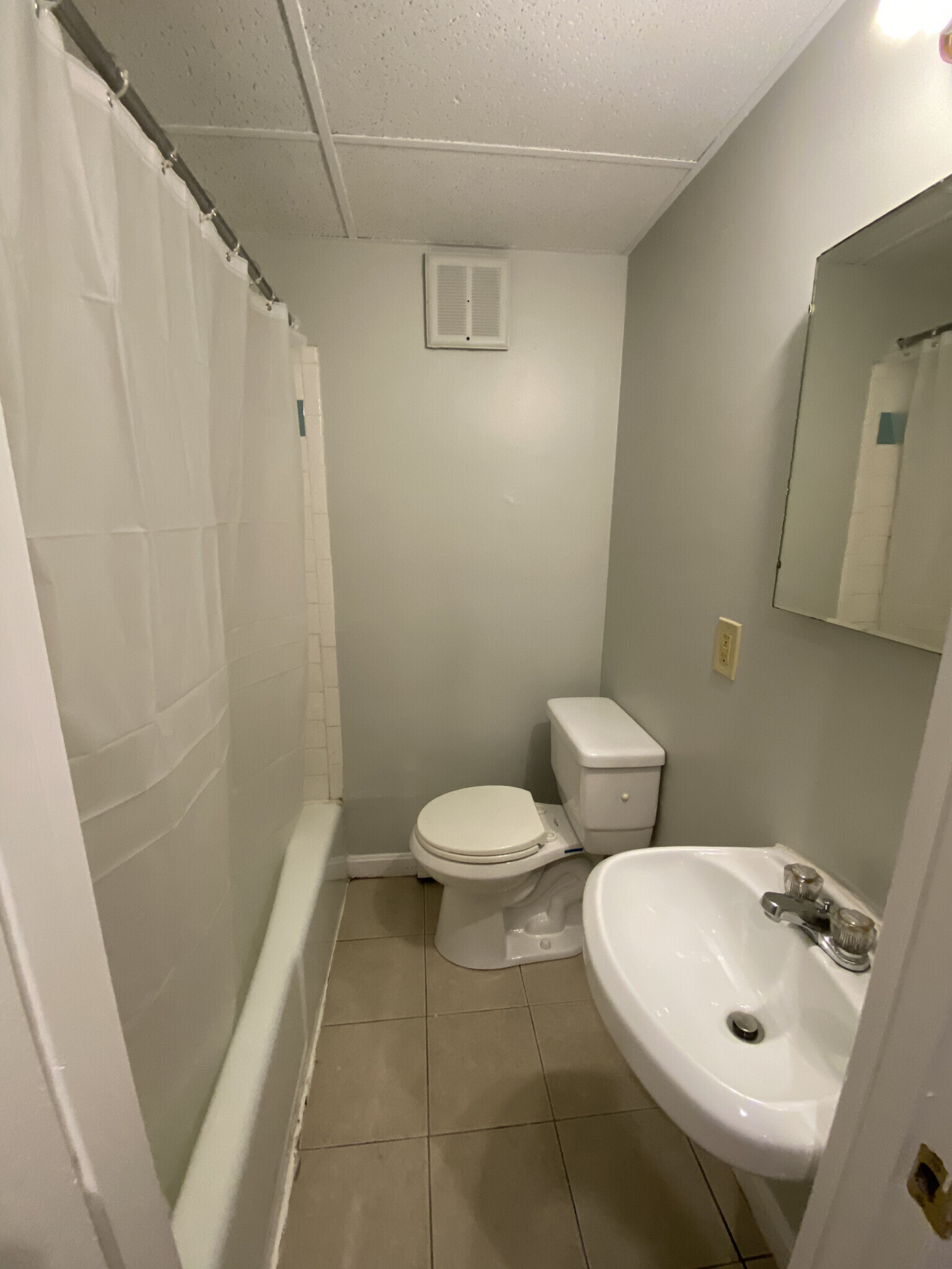 Building Photo - 478 Beacon St