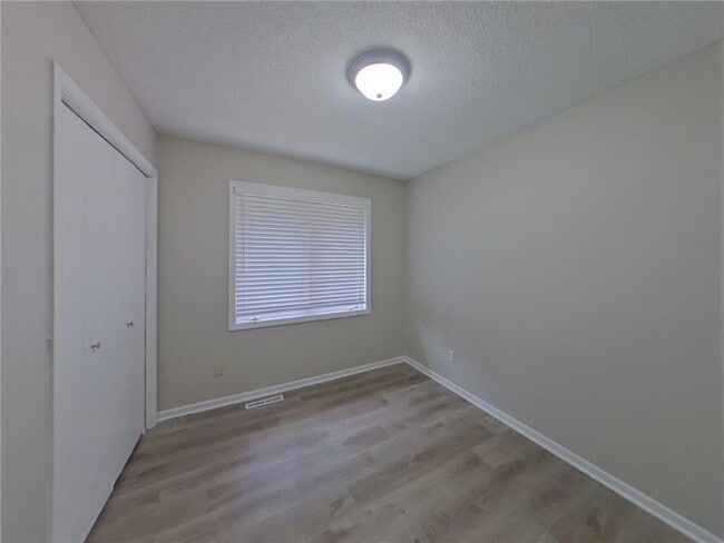 Building Photo - 12015 60th Pl N