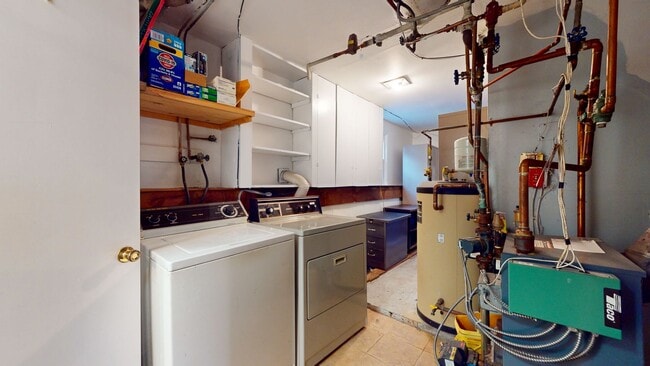 Building Photo - 3 Bedroom Split Level in Woodbridge