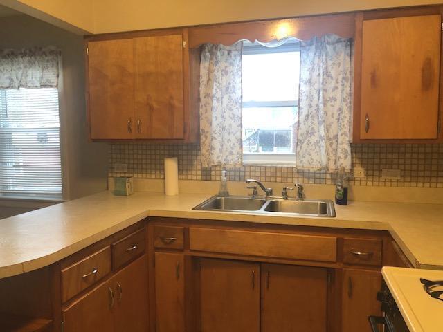 Building Photo - 6100 S Kenneth Ave