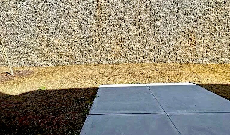 Building Photo - 105 Berry Dr