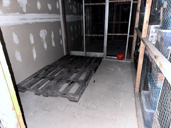 Building Photo - 163 South St