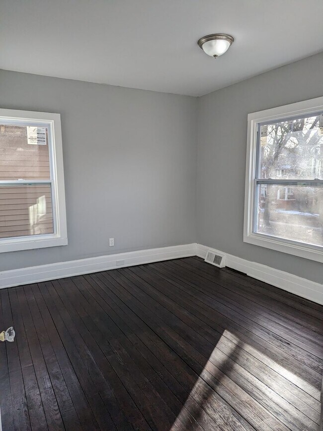 Building Photo - 73 Woodland St