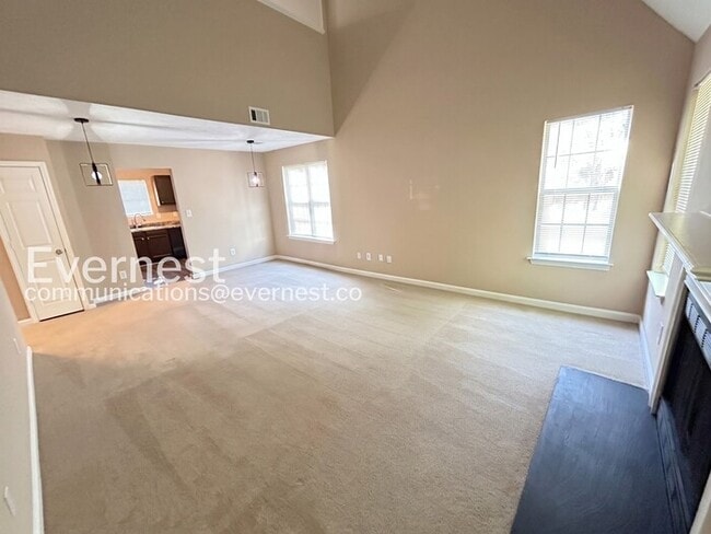 Building Photo - 6607 Ivy Log Dr SW
