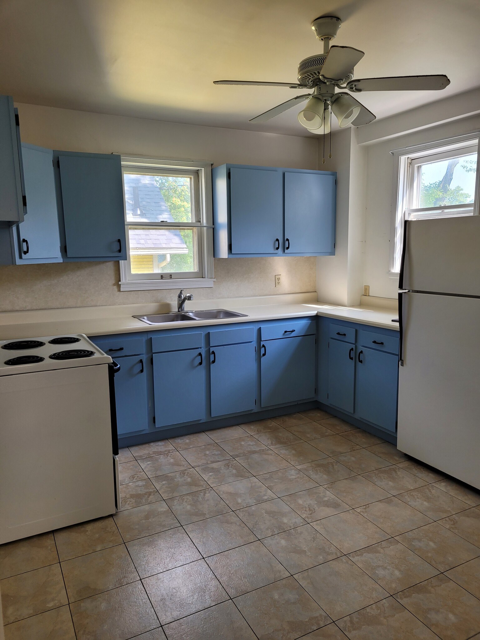 Kitchen - 598 Crosby St