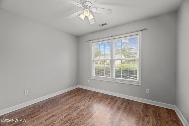 Building Photo - 5725 County Line Rd
